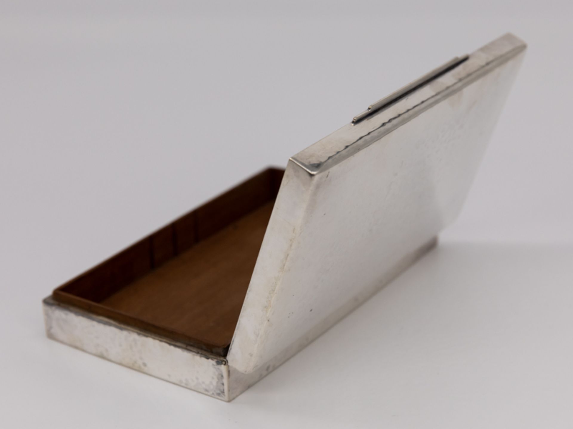 (Zigarren-)Tischbox, Franz Johann jr., SchwÃ¤bisch-GmÃ¼nd, 20. Jh. br835/-Silber (im Boden gewichtet - Image 5 of 5