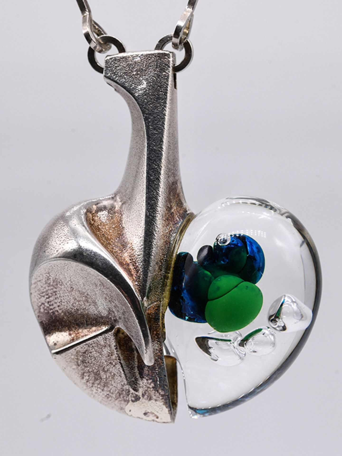Lapponia-AnhÃ¤nger aus Silber und Acryl / Lucite mit langer Collierkette, Modell "Kuilimandjaro (