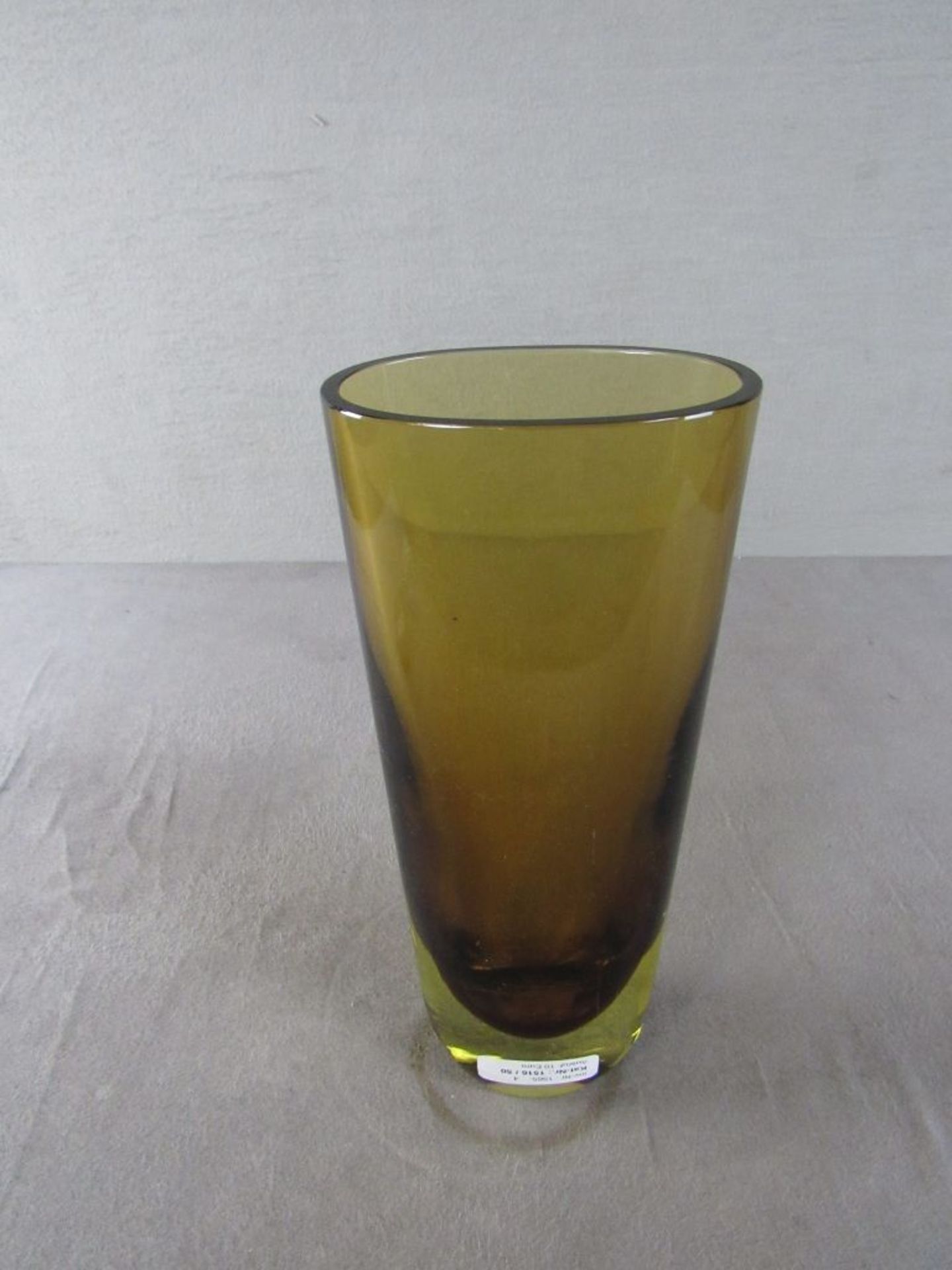 Designertischvase Vintage Glas 70er Jahre bernsteinfarbend 31cm hoch - Bild 2 aus 3