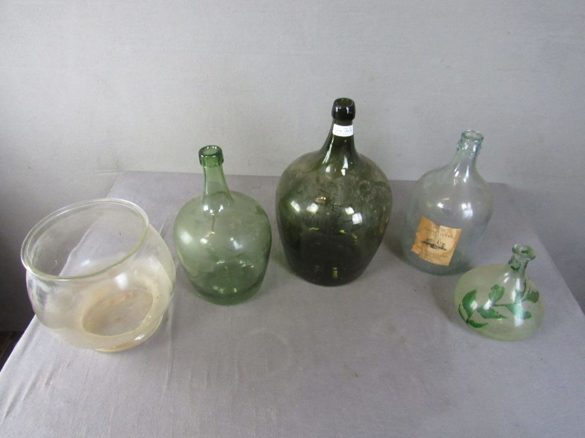 Konvolut von 5 Glasflaschen von 19-45cm - Bild 4 aus 4