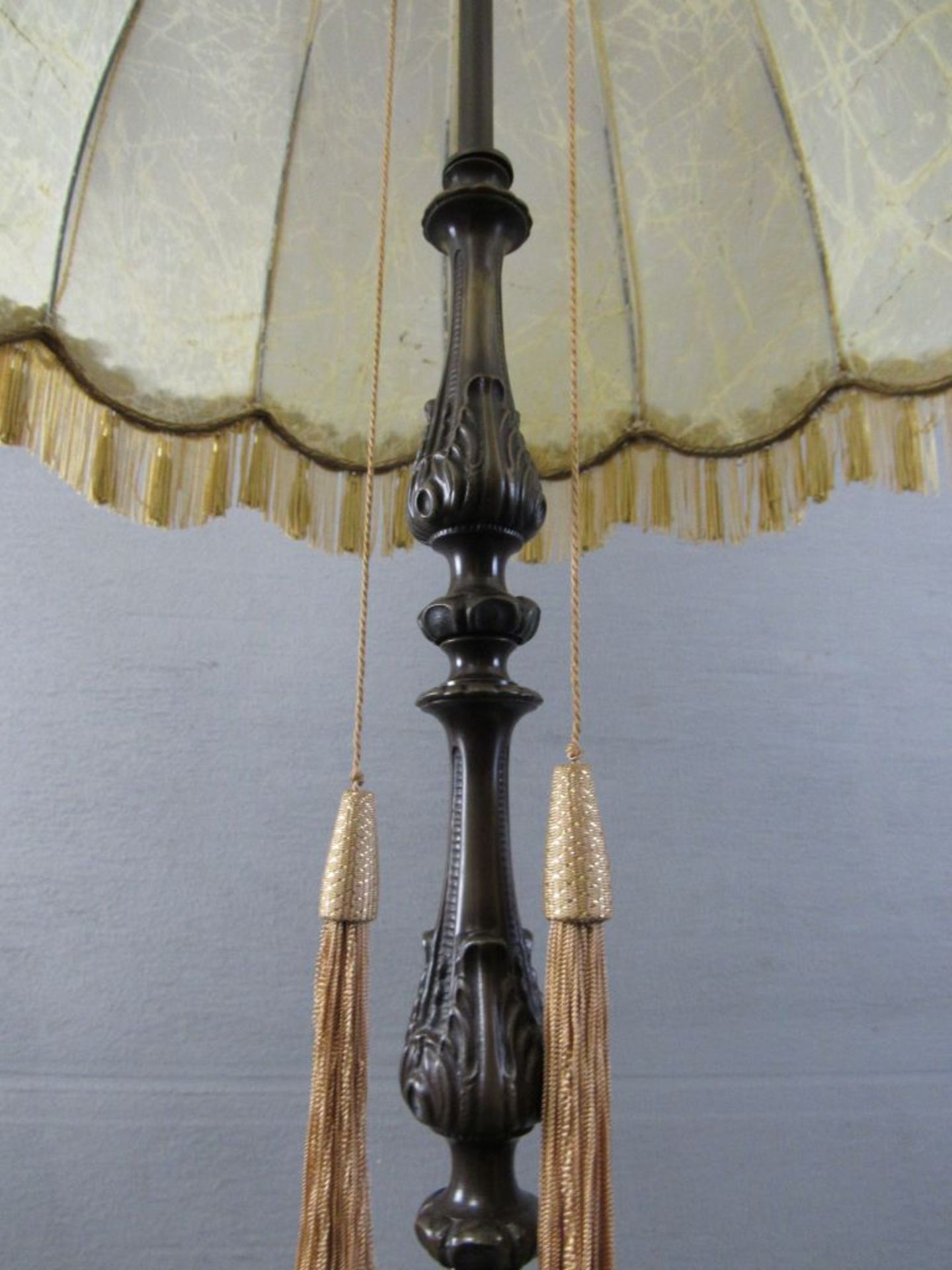 Stehlampe schwerer Bronzeguß 60er jahre 170cm hoch - Image 5 of 6