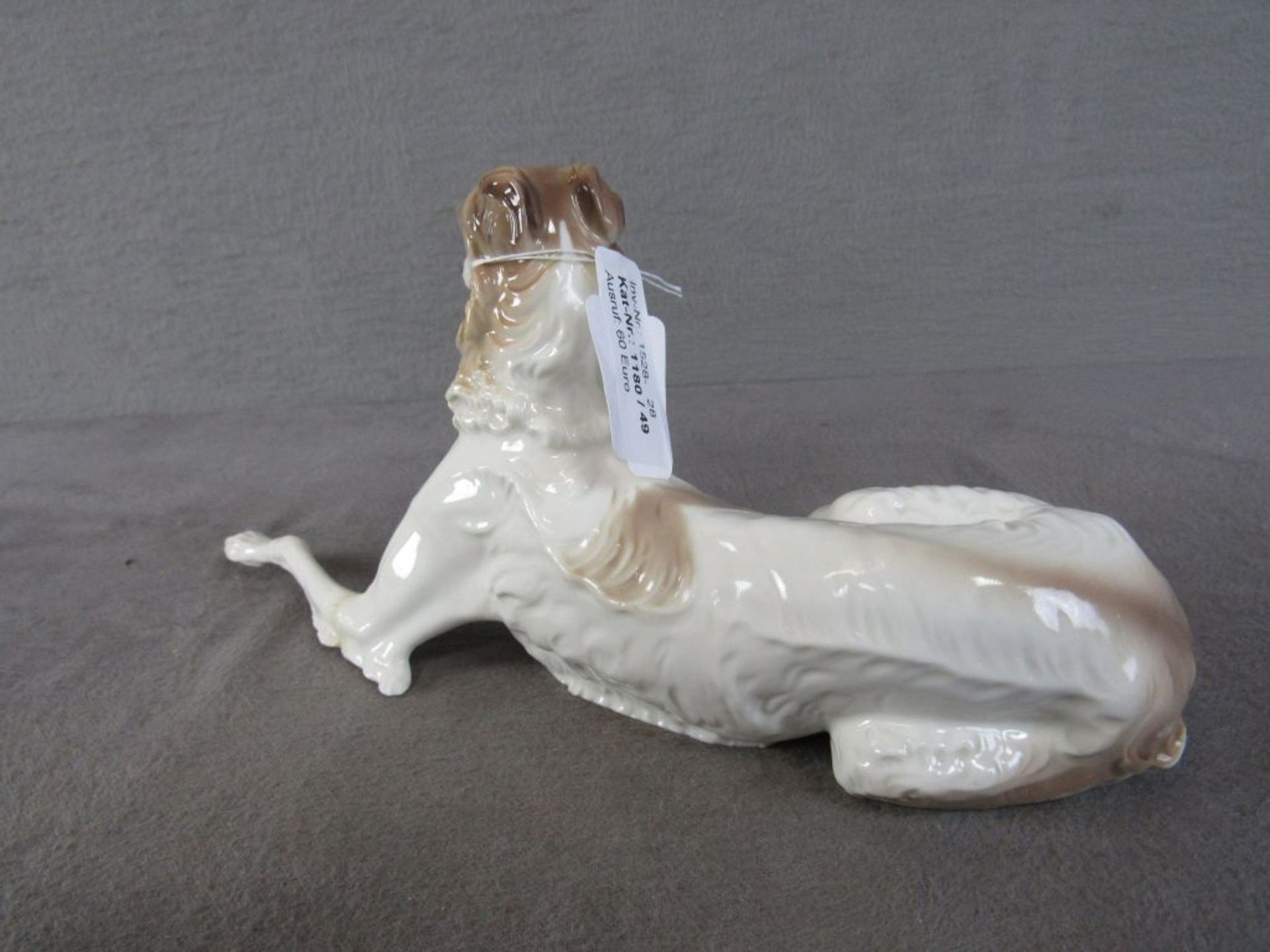 Porzellanfigur liegender Windhund Nymphenburg Länge:28cm Höhe:13cm 2 Klebestellen - Bild 5 aus 9