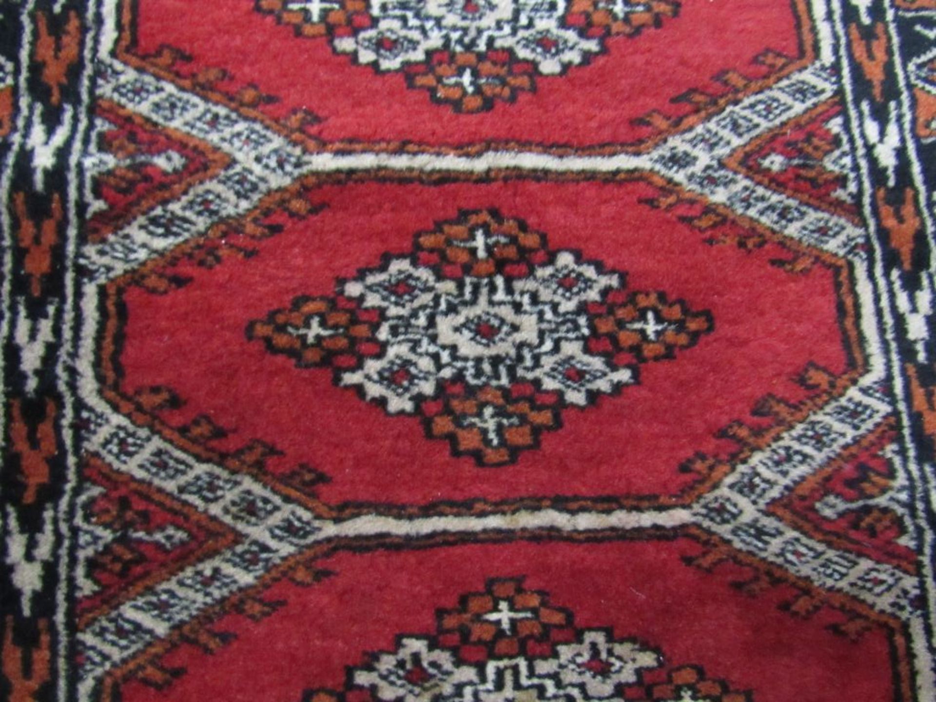Fein geknüpfter Orientteppich Läufer 176x61cm rotgrundig Pakistan - Image 2 of 6