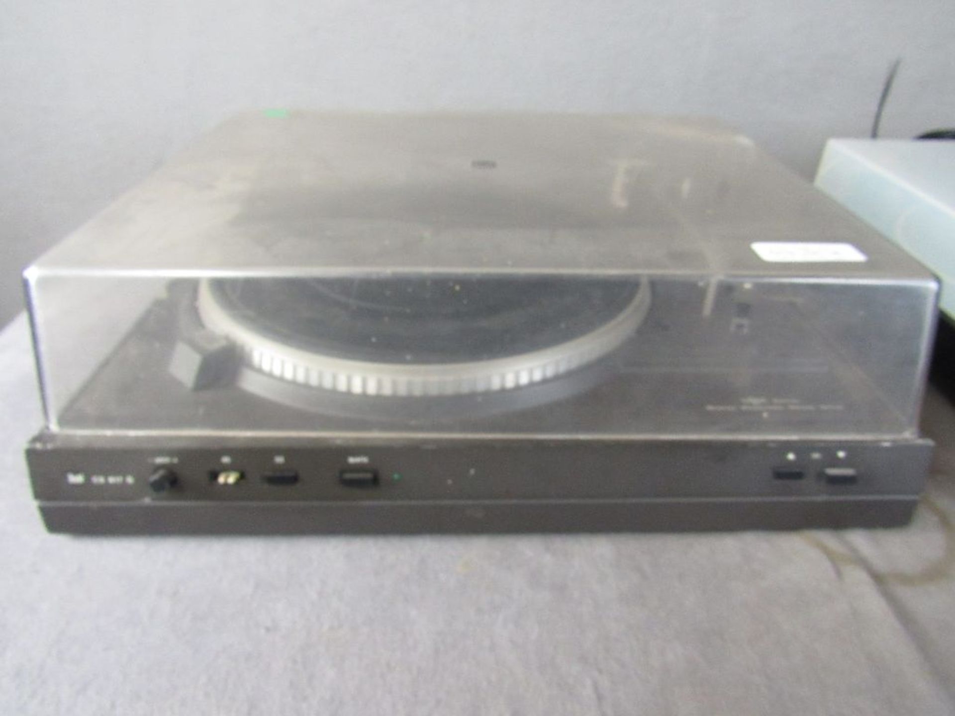 Zwei Plattenspieler 1x Dual 1xCuo denki Disco 4000 Turntable ungeprüft - Image 8 of 9