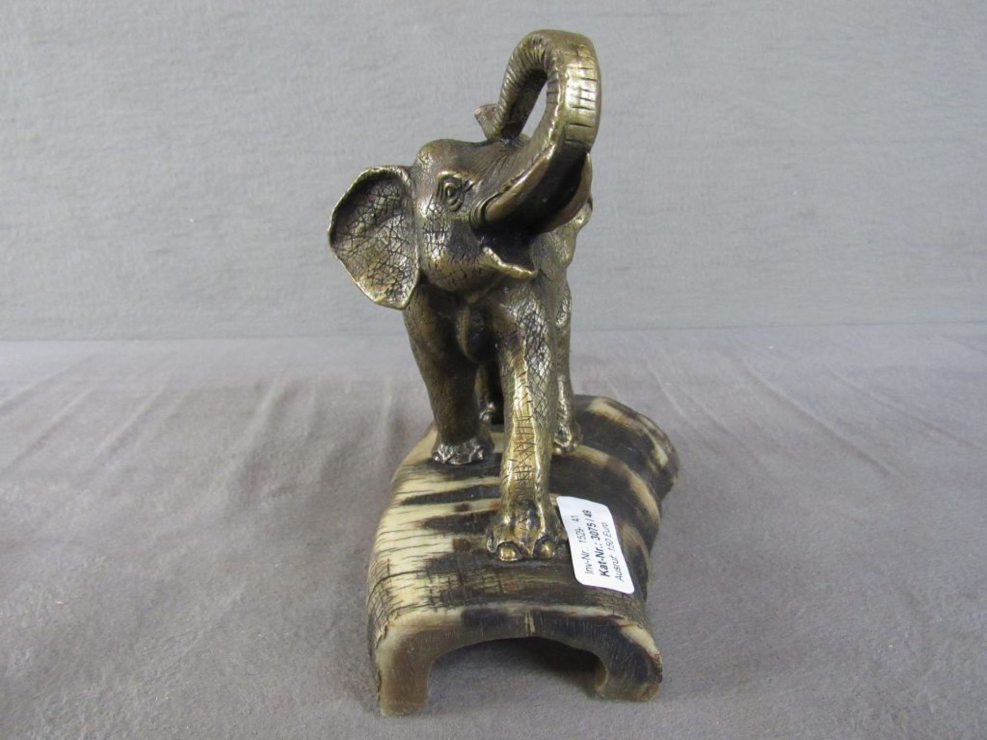 Antike Bronzeskulptur um 1900 Elefant auf Horn 18,5x12,8x18,5cm - Image 4 of 6