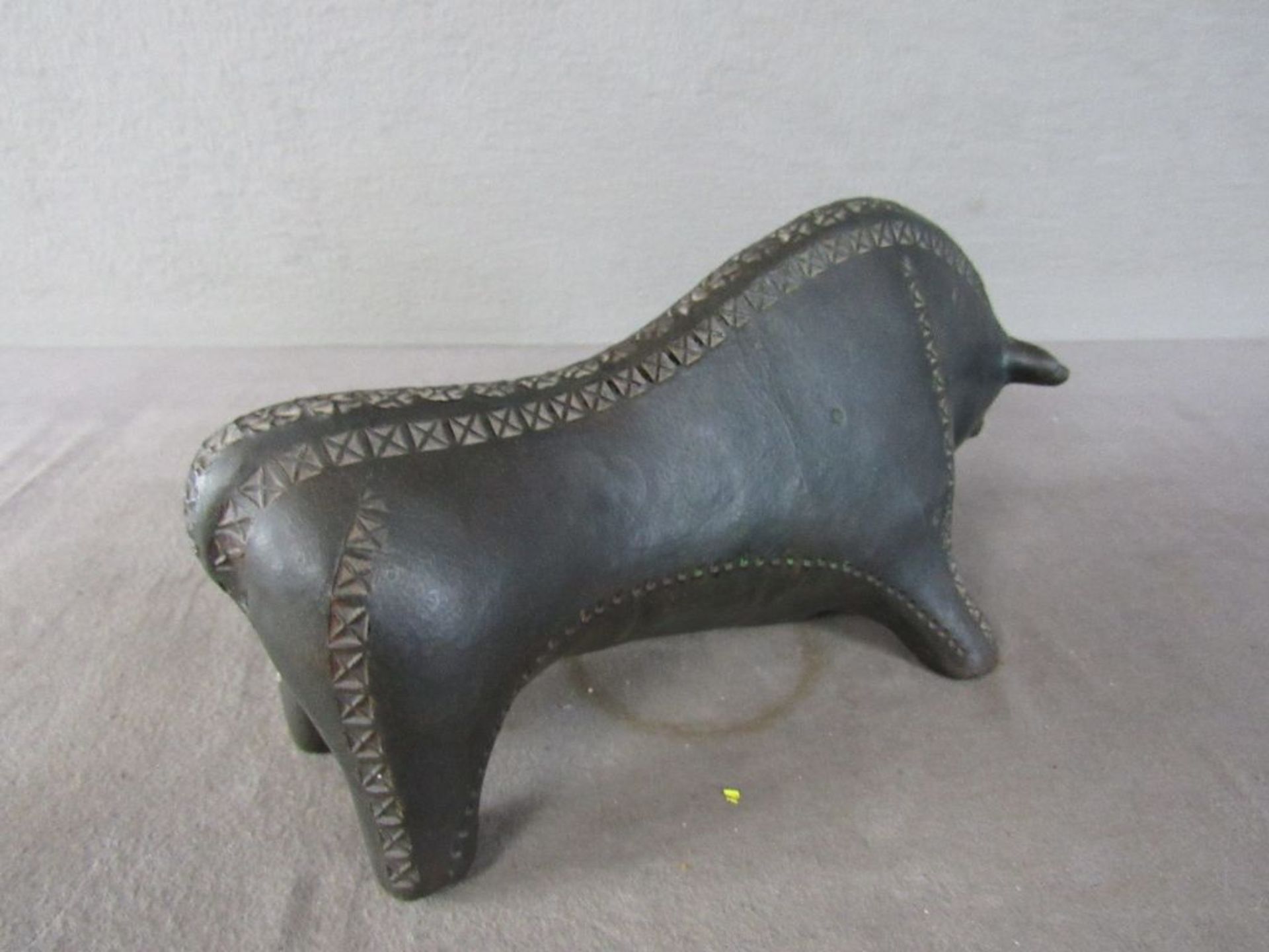 Stier Skulptur Vintage 60er Jahre unleserliche Ritzmarke Länge:ca.30cm - Bild 4 aus 5