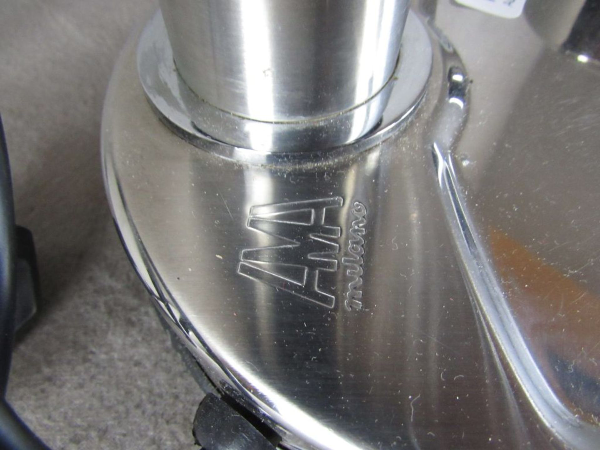 Espresso Maschine Ama Milano verchromter Stahl und schwarzer Kunststoff mit MilchkännchenHö - Image 4 of 4