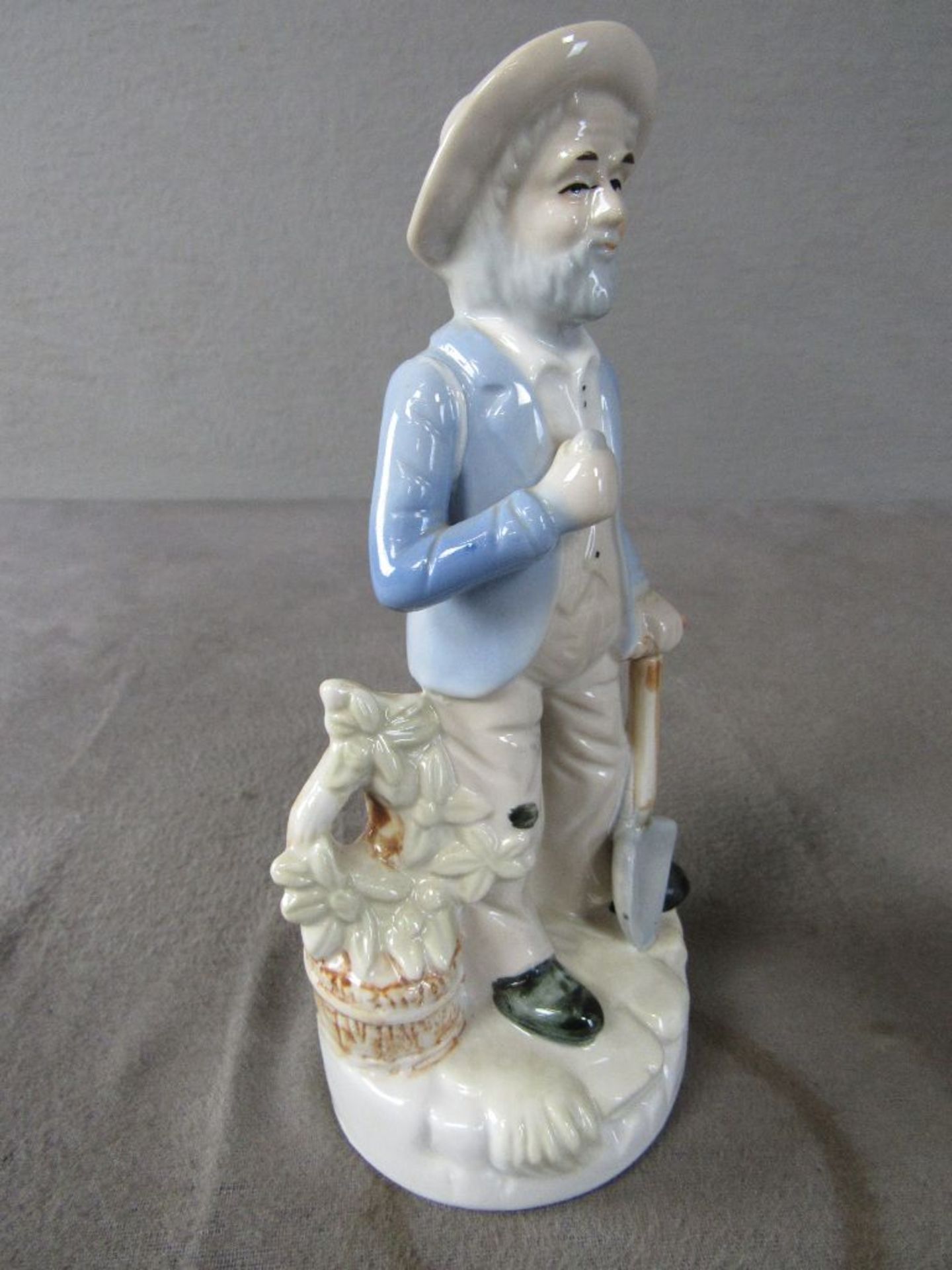 Zwei Porzellan Figuren Frau und Mann Höhe:ca.20cm - Image 4 of 8
