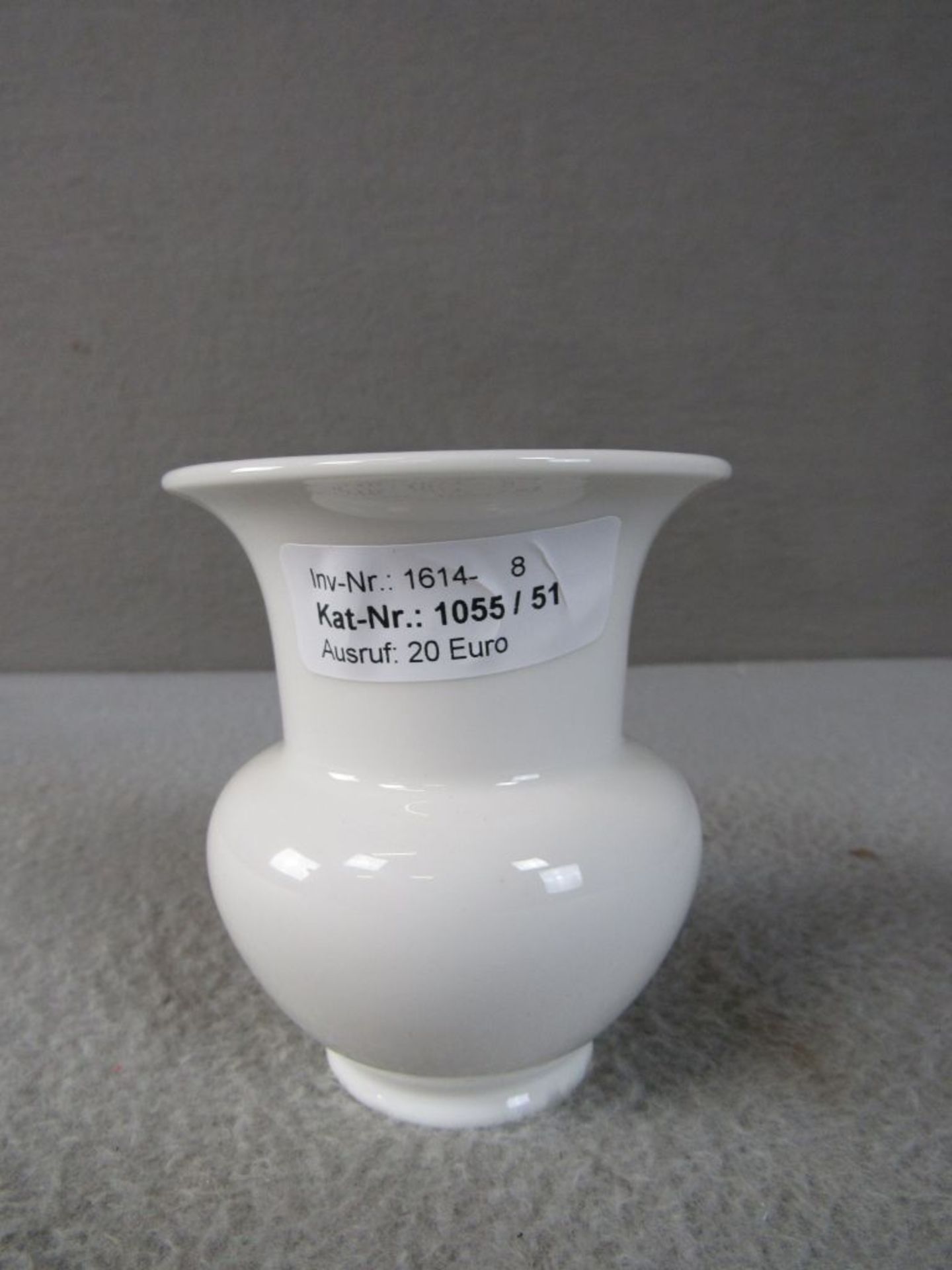 KPM Berlin Porzellanvase Fidibus Karl-Friedrich Schinkel 10cm hoch