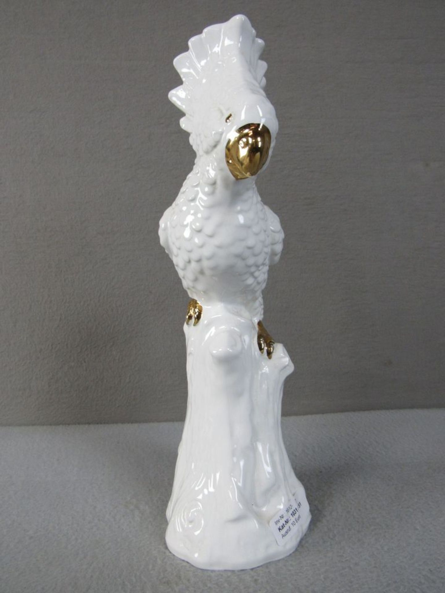 Porzellanfigur Kakadu auf Ast 37,5cm hoch - Image 3 of 6
