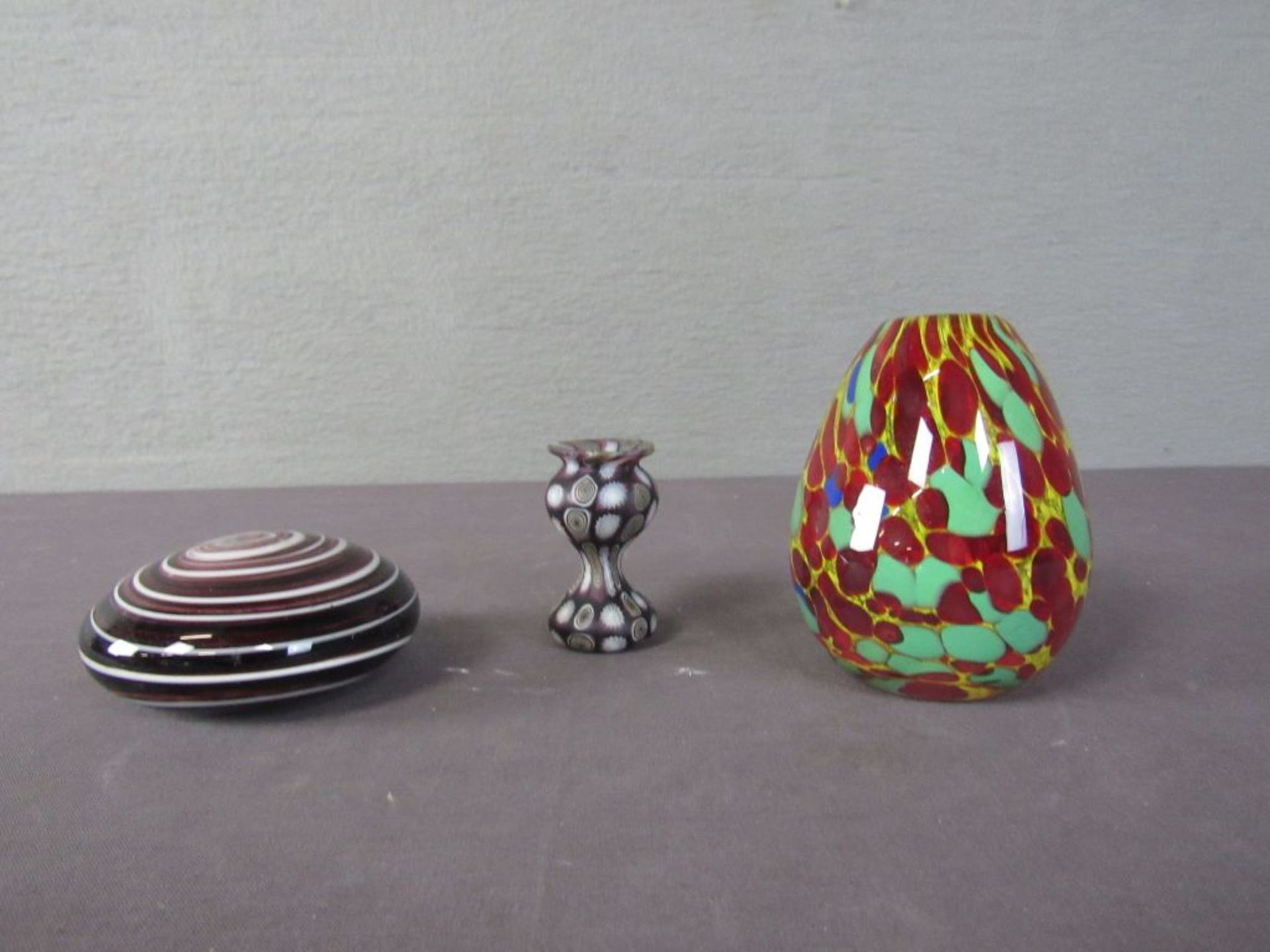 Drei Teile Designerglas Italien Vasen