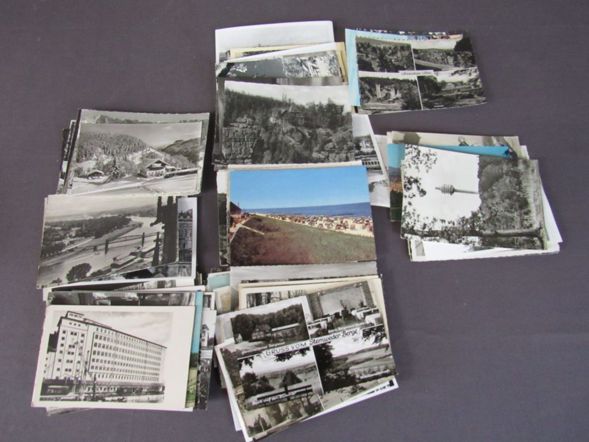 Schachtel mit ca.130 Postkarten 50er - Image 3 of 5