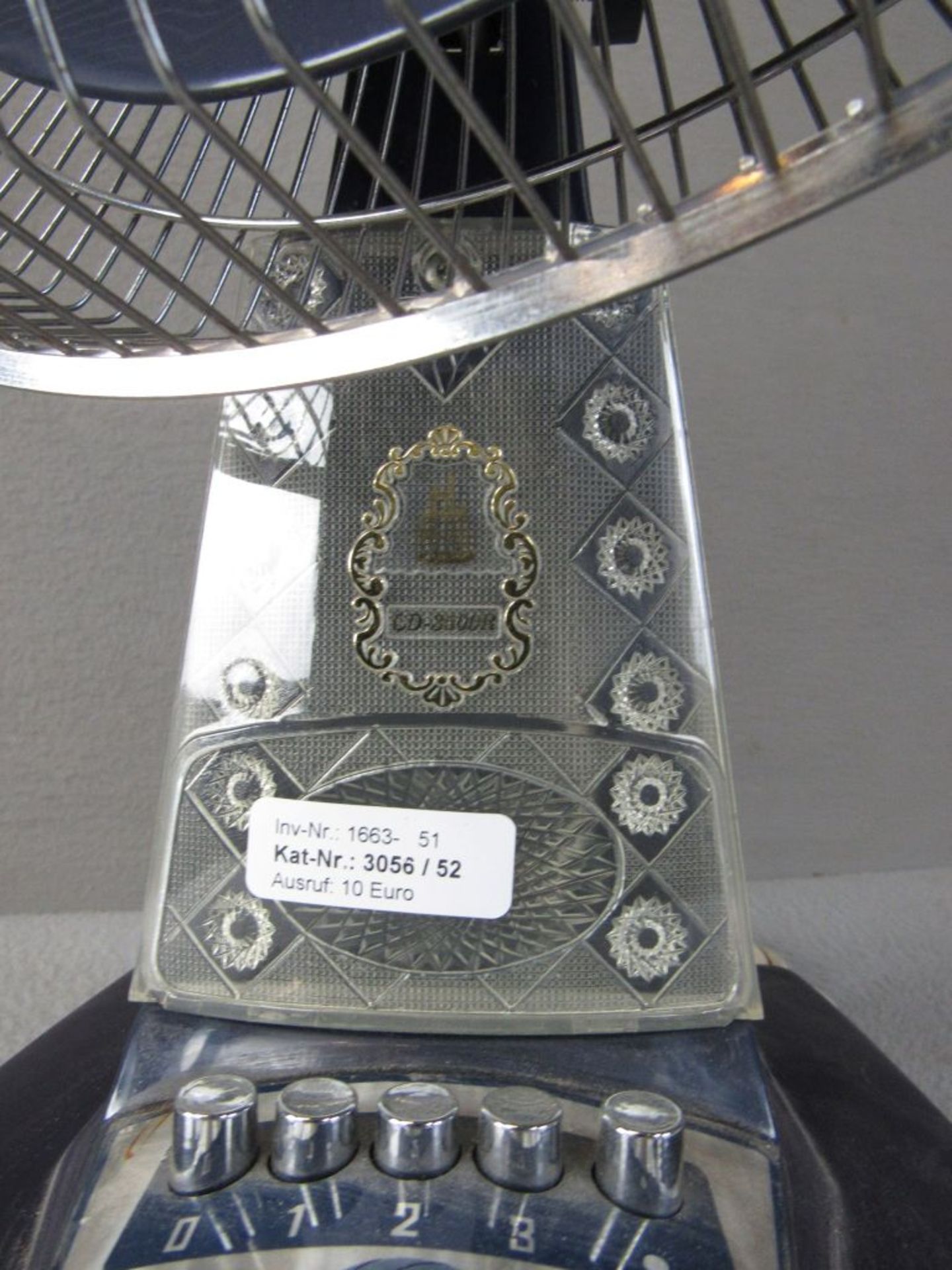 Kultiger Tischventilator in Form eins - Image 4 of 7