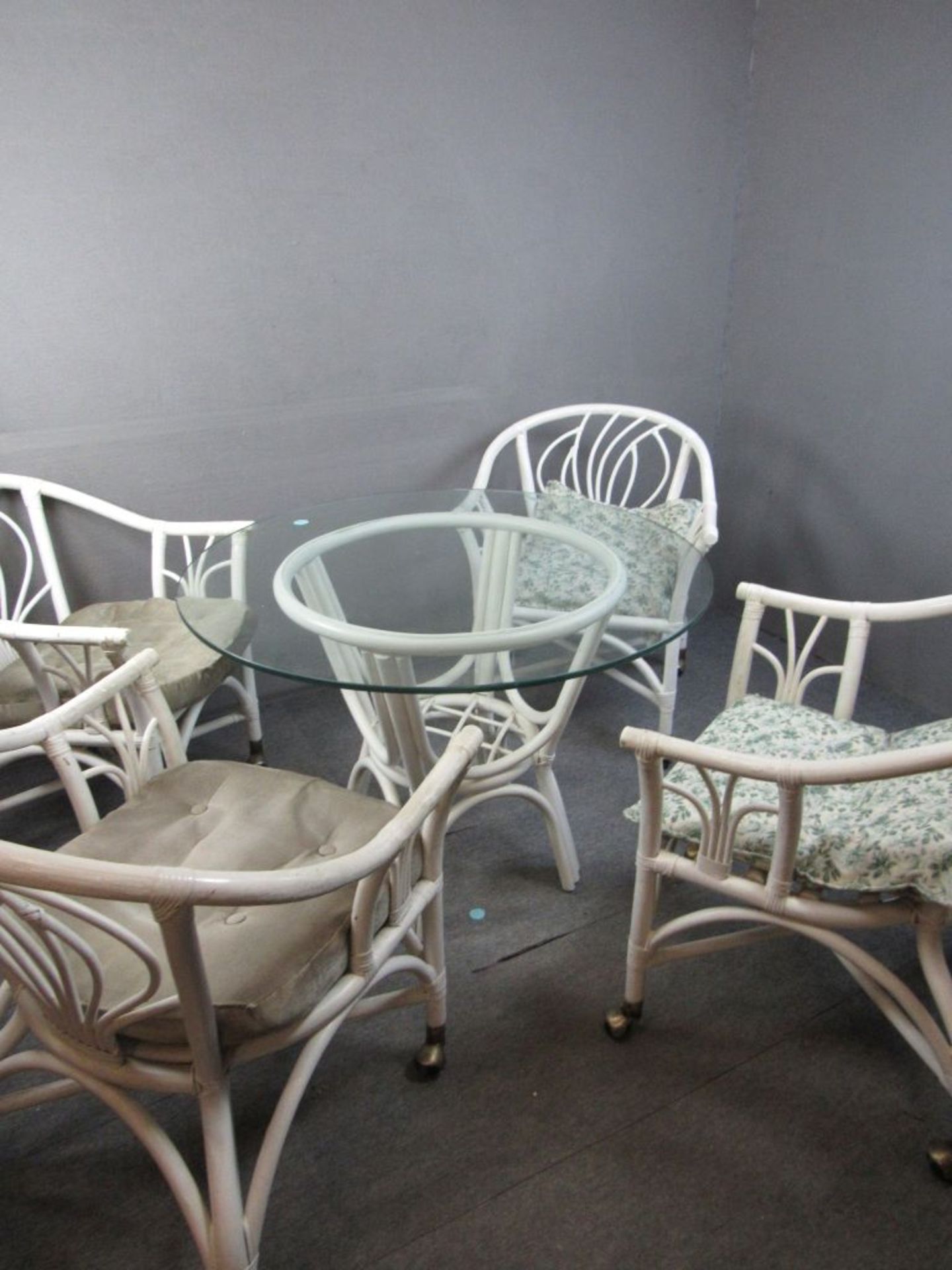 Sitzgruppe geweißt vier Stühle auf - Image 2 of 7