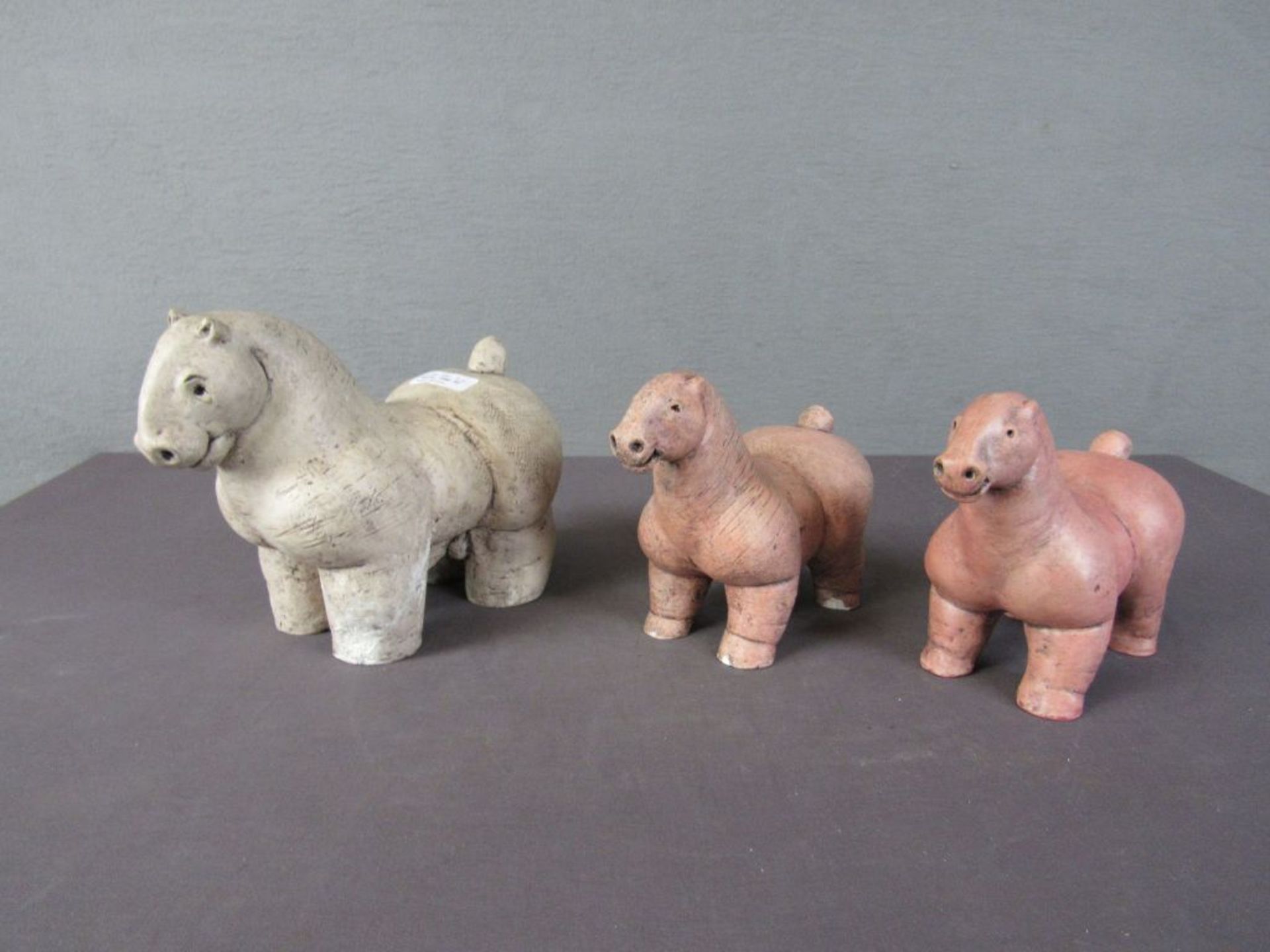 Keramik drei Pferde aus Terrakotta