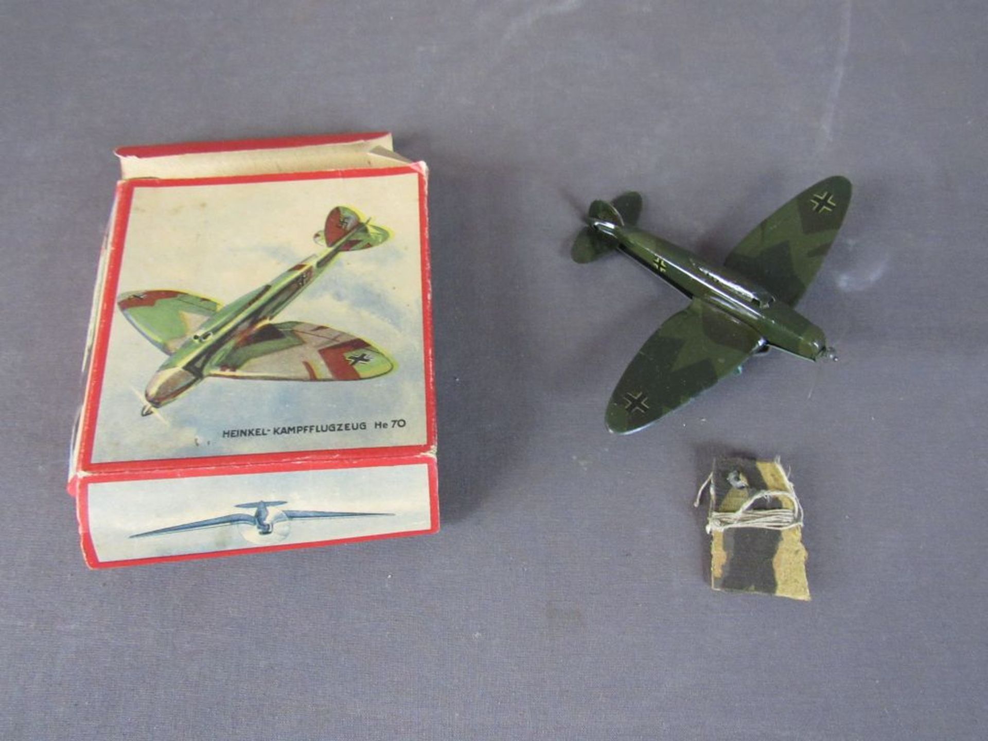 Blechspielzeug Heinkel Kampfflugzeug
