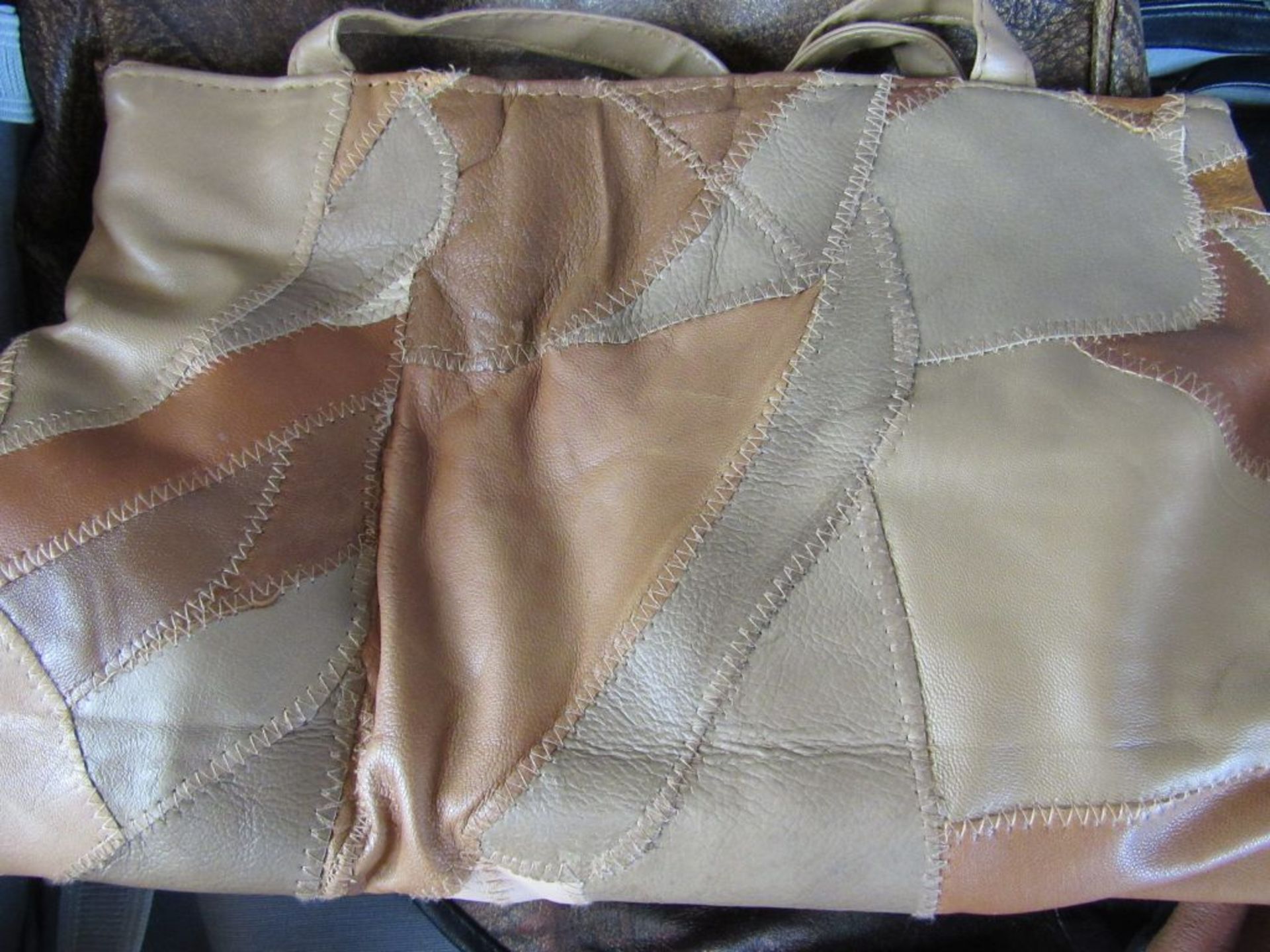 15 teiliges Konvolut Damenhandtaschen - Bild 5 aus 6