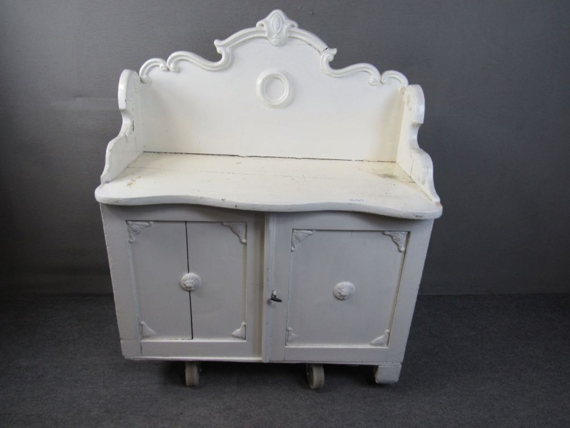 Halbschrank um 1830 geweißt Shabby