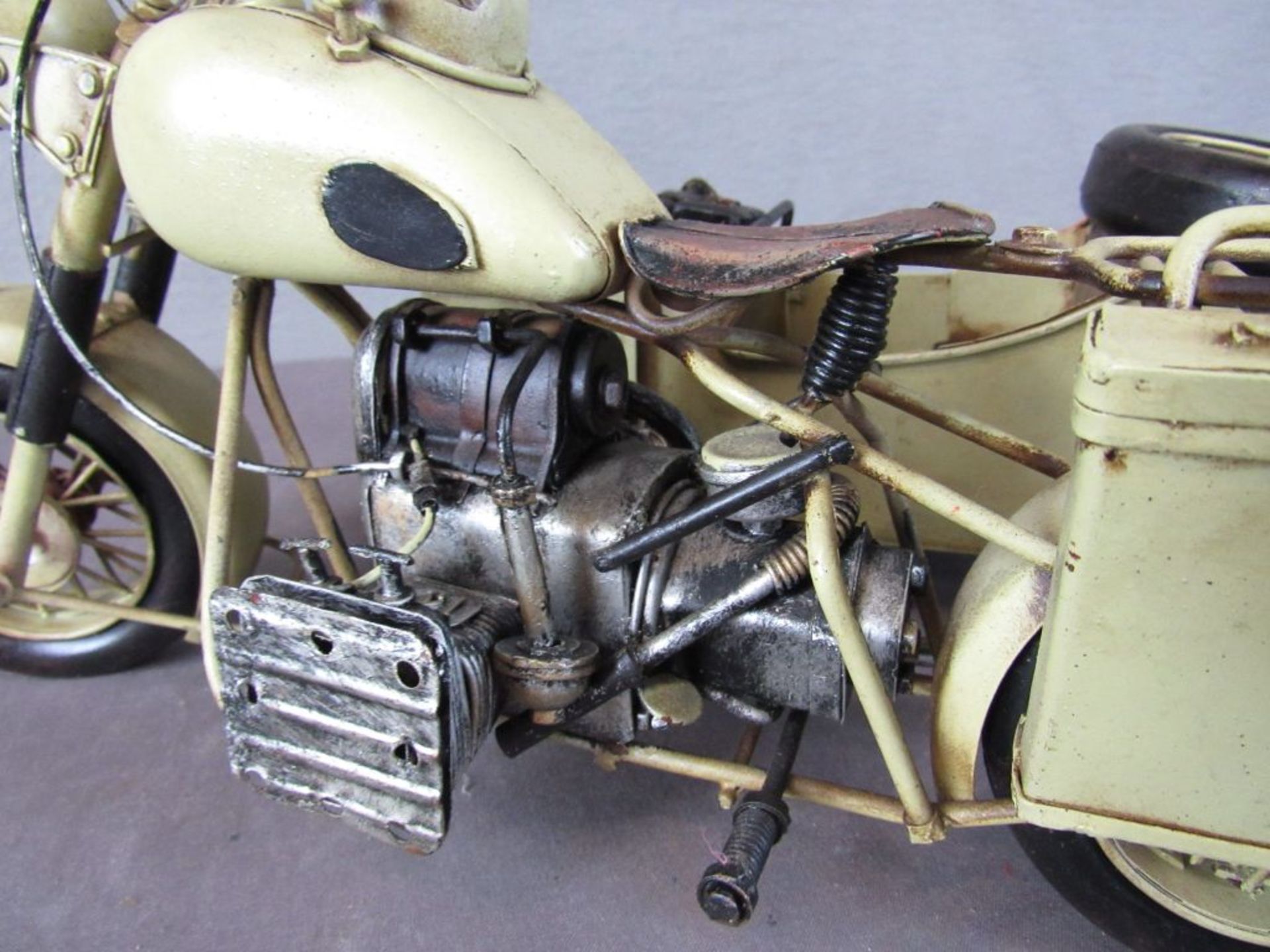 Modell Blech Motorrad mit Beiwagen - Bild 7 aus 7