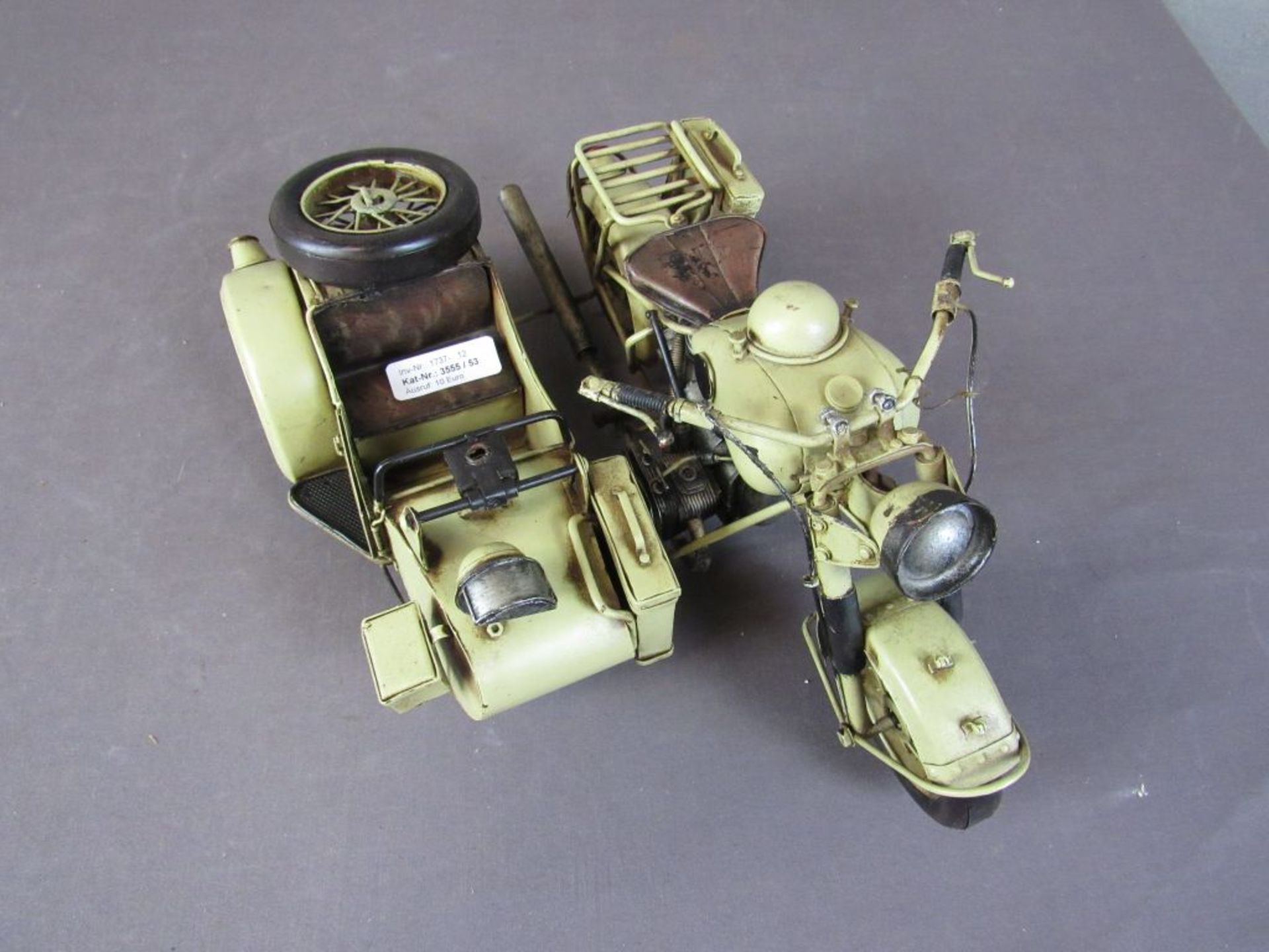 Modell Blech Motorrad mit Beiwagen - Bild 2 aus 7