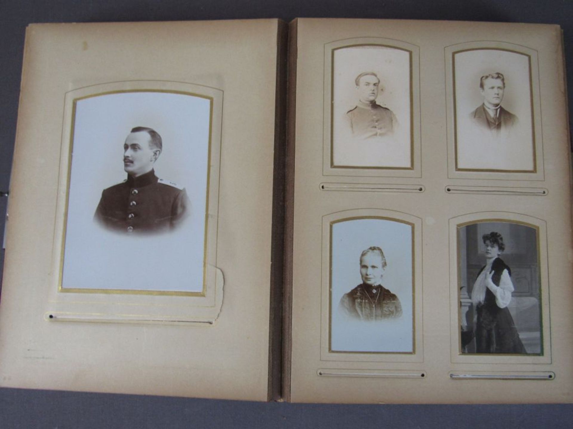 Antikes Fotoalbum um 1900 prall - Image 3 of 7