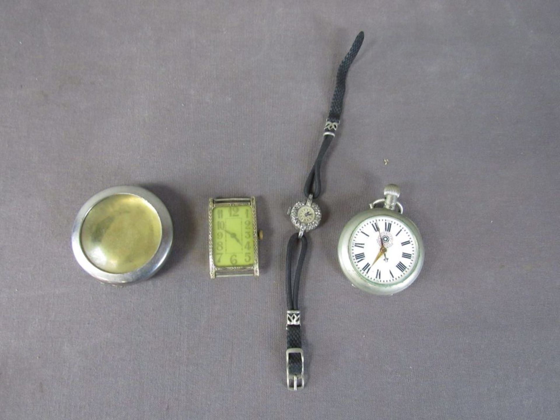 Drei antike Uhren Taschenuhr Herren