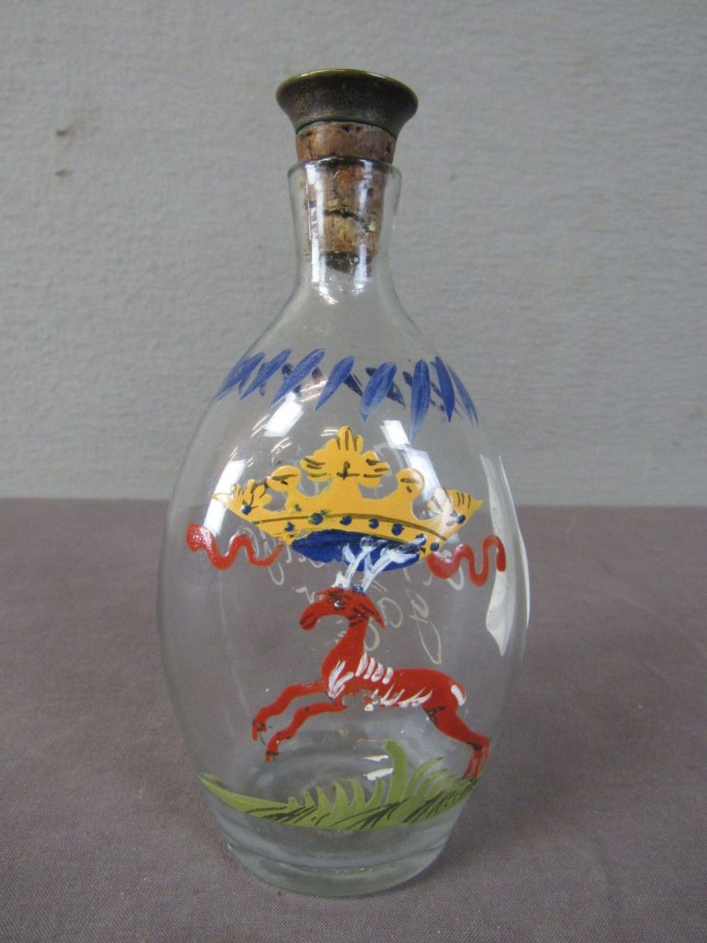 Antike Glasflasche mit schönem