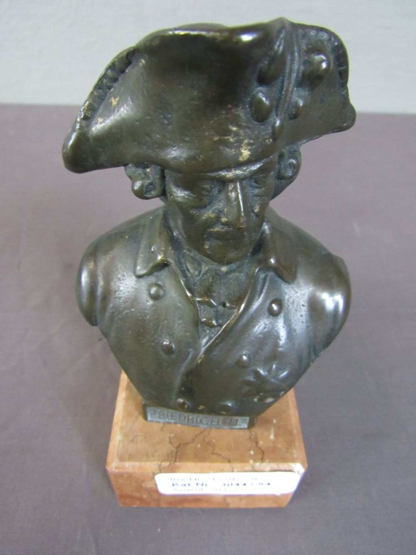 Bronzebüste Friedrich der Große auf - Image 2 of 5