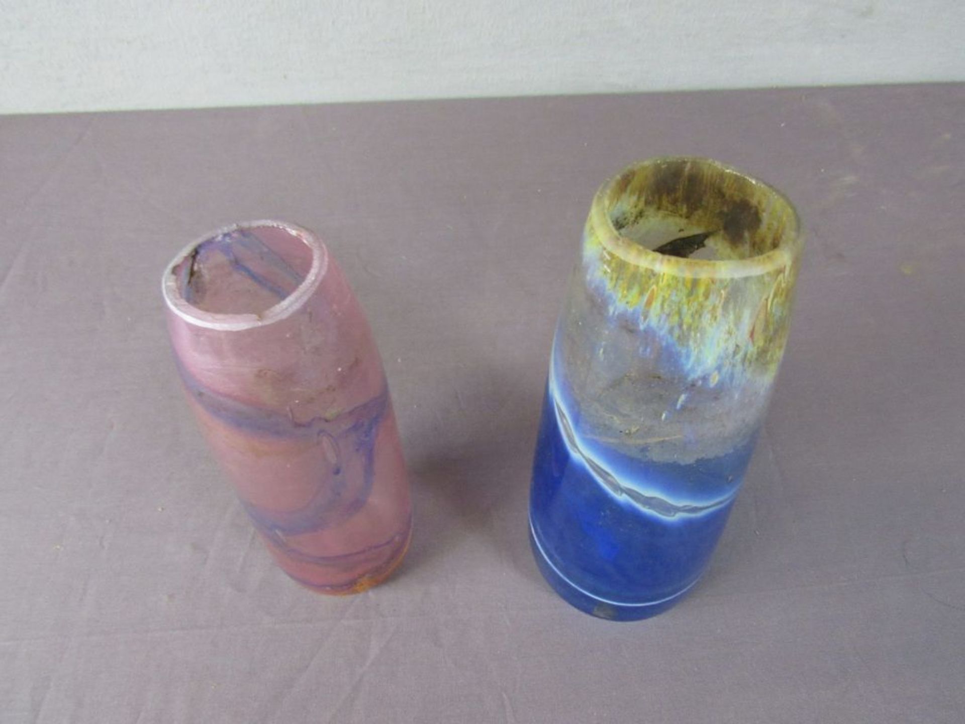 Zwei Designer Glasvasen farbenfroh 20 - Image 2 of 5