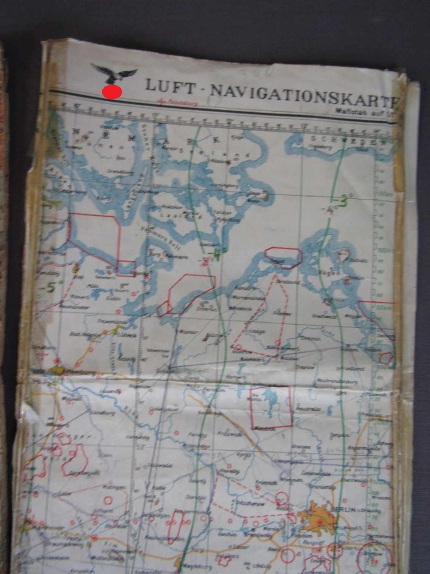 Luft Navigationskarte und vier andere - Image 2 of 10