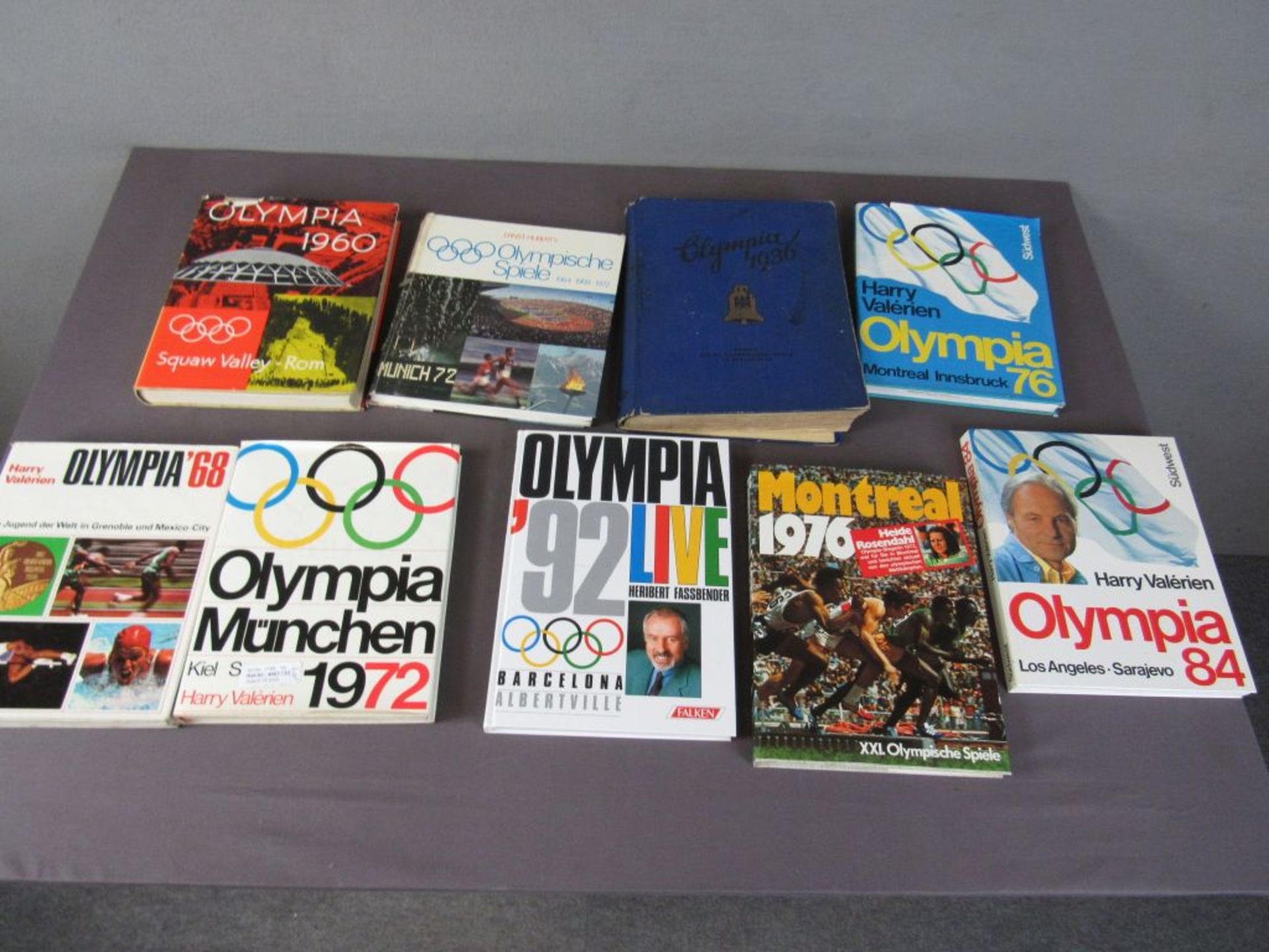 Konvolut Bücher überwiegend Olympiade