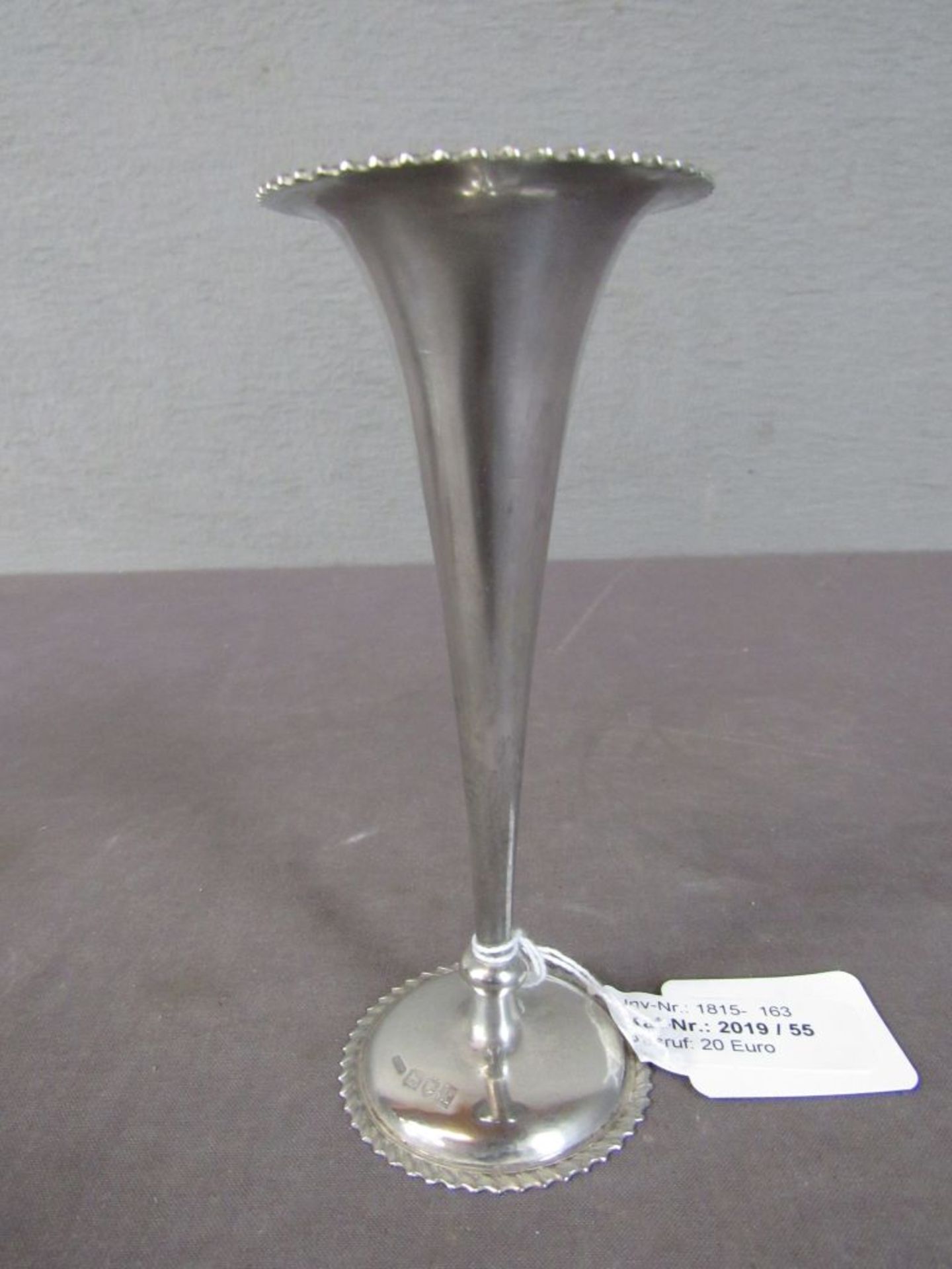 Silberne kleine englische Vase 925er
