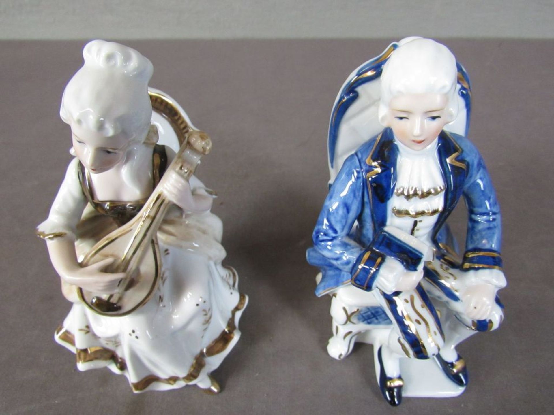 Zwei Skulpturen Porzellan - Image 2 of 8
