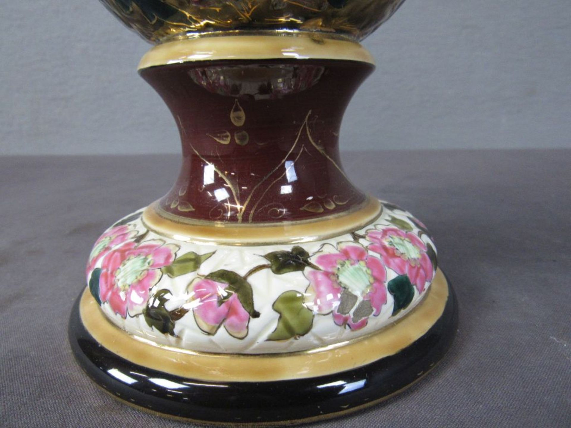 Vase Majolika farbenfroh um 1910 28cm - Image 5 of 7