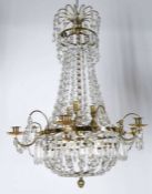 Deckenlampe, Bienenkorb, um 1920, Messing mit reichem Prismenbehang, 12-flammig, davon 6Kerze