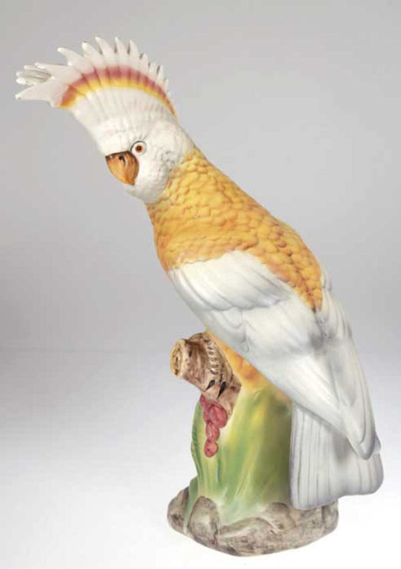 Figur "Kakadu", Keramik, undeutl. Herstellerstempel, polychrom staffiert, alteAusbesserung am