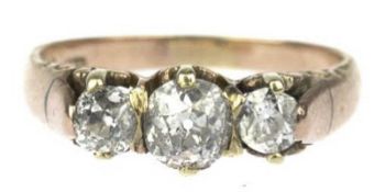Diamant-Ring, 585er RG, besetzt mit 3 Diamanten im Altschliff von zus. ca. 1,05 ct., Si-P, Ge