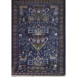 Teppich, Belutsch, Persien, Wolle auf Wolle, dunkelgrundig, Bildnis mit Vasen-, Tier- und Flo