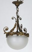 Deckenlampe, Metall, vergoldet, reiche Blütenverzierungen, Mattglasschirm, 1-flg., H. ca. 45