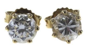 Brillant-Ohrstecker, 750er GG, jeweils besetzt mit Solitär von zus. 1,77 ct., Top Wesselton,