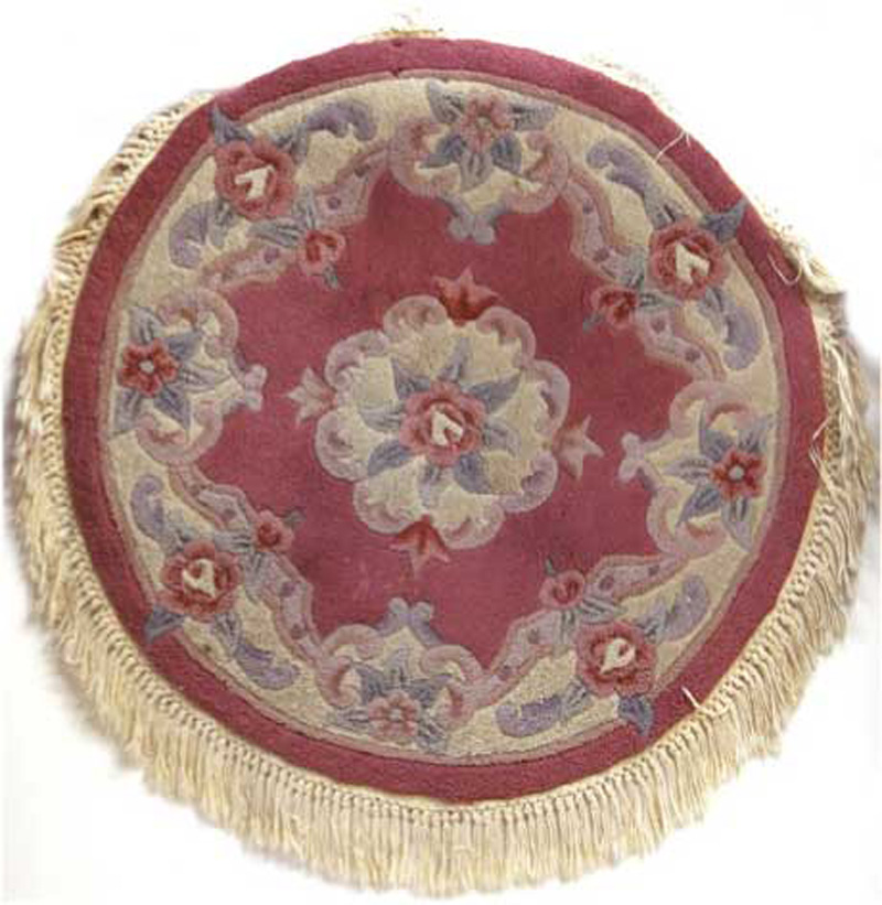 Teppich, rund, hellgrundig mit roter Musterung, Dm. 90 cm