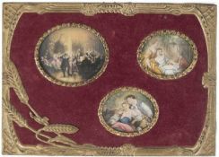 Jugendstil-Bild, 3 ovale Miniaturmalereien auf Bein mit galanten Szenen bzw. musizierenden Pe