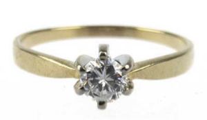 Brillant-Ring, 585er GG, besetzt mit Solitär von 0,54 ct, P1, in WG-Krappenfassung, RG 59,5