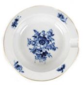 Meissen-Aschenbecher, rund, Blaue Blume, Goldrand, 1. Wahl, Dm. 9,5 cm