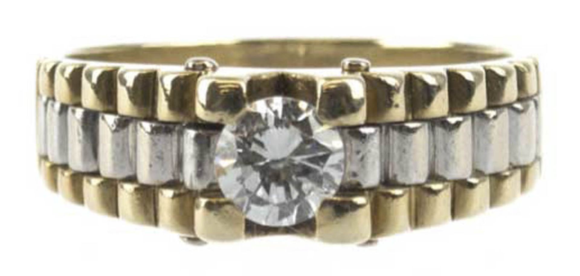 Brillant-Ring, 585er GG/WG, ausgefasst mit 1 Brillant von ca. 0,50 ct., Si, Ges.-Gew. 7,21 g,