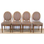 4 Stühle im Louis-Seize-Stil, mahagonifarben, kannelierte Beine, Sitz und ovaleRückenlehne