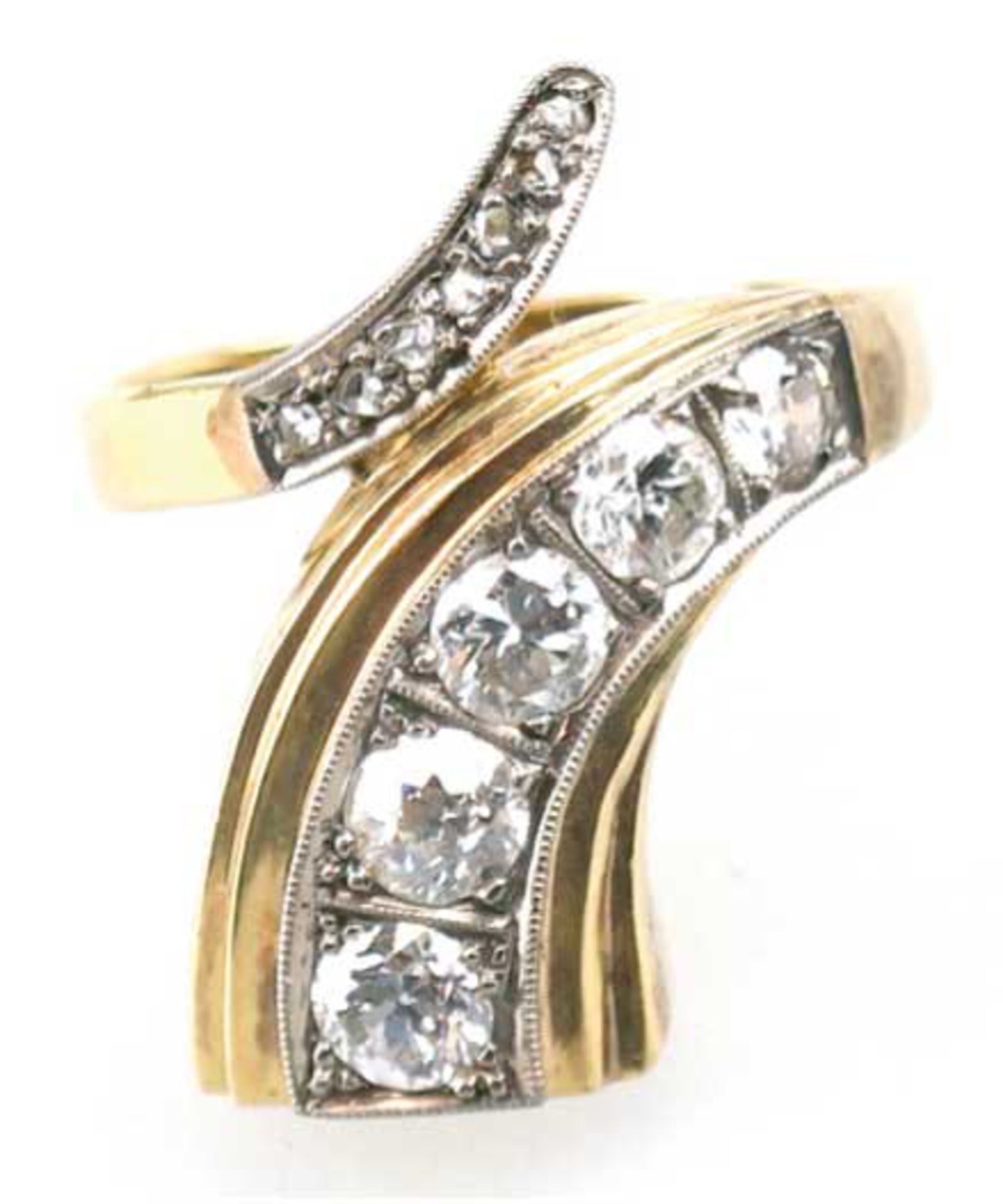 Ring, 585er GG, Gew. 6,1 g, punziert mit "Handarbeit", Brillanten und Diamanten, ca. 1,2ct., TW-