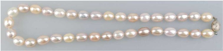 SW-Perlenkette, erstklassige Lüster und Qualität, multicolor, Maße der ovalen Perlen ca.11 x 9,5 mm,