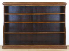 Bücherregal, um 1920, Mahagoni furniert, mit 3 verstellbaren Einlegeböden, 135x181x26 cm