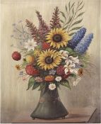 Garnier, K. "Blumenstilleben mit Sommerstrauß in Vase", Öl/Holz, sign. u.r., 51x40 cm,Rahmen